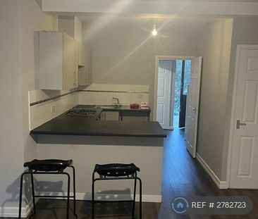 2 bedroom flat to rent - Photo 6