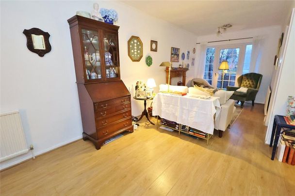 3 bedroom terraced house to rent - Photo 1