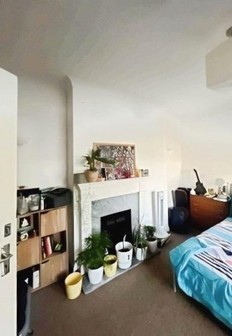 House share to rent - Photo 4