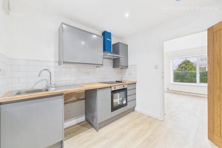 2 bedroom bungalow to rent - Photo 2