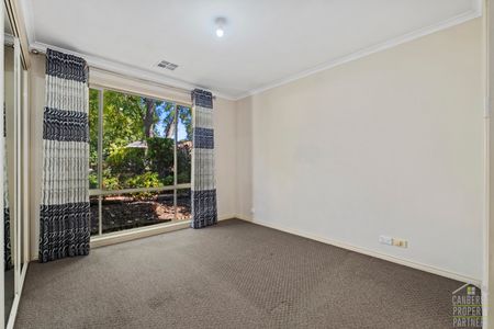 30 Yumba Avenue, Ngunnawal ACT 2913 - House For Rent | Domain - Photo 4