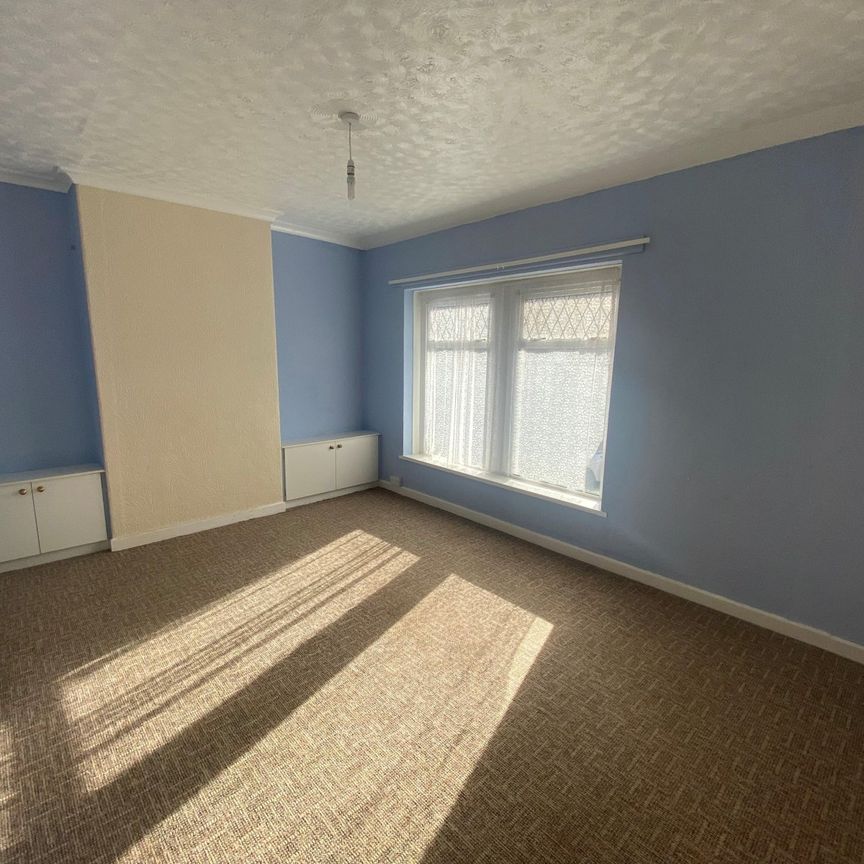 Everard Street, BARRY - Photo 1