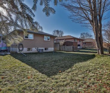 Detached Home For Lease | E8131960 - Photo 4