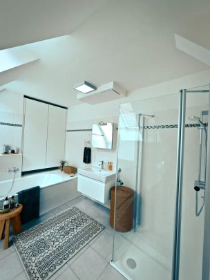 4-Zimmer-Erstbezug nach Sanierung in der Herrengasse – Provisionsfrei! - Photo 1