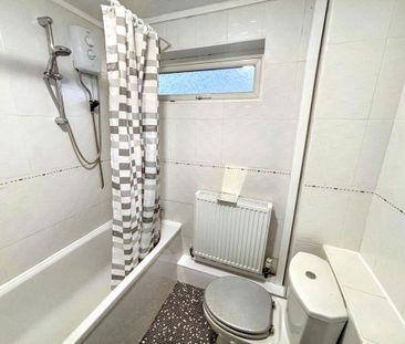 Tudor Walk, Kingston Park , Newcastle upon Tyne, Tyne and Wear, NE3... - Photo 5