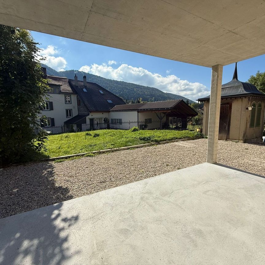 Sonvilier, magnifique appartement de 2.5 pièces au rez avec balcon - Photo 1
