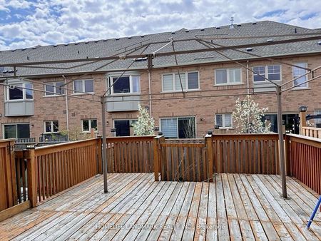 For Lease - 6 Latitude Lane, Whitchurch-Stouffville, Ontario - Photo 5