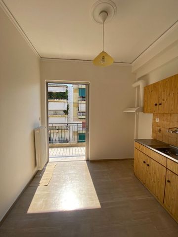 Studio/Γκαρσονιέρα για ενοικίαση Αγία Σοφία (Πάτρα) - Photo 2