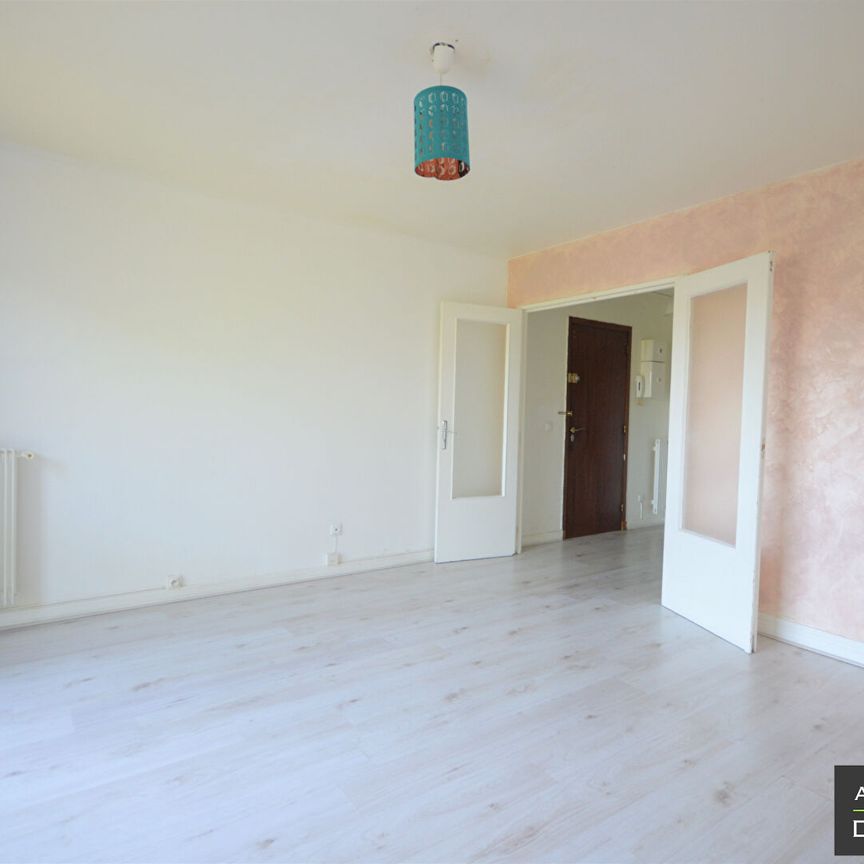 Location Appartement 4 pièces 89m² NANTERRE 92000 - Photo 1