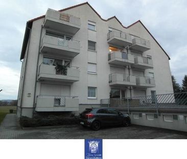 GroÃzÃ¼gige 2-Zimmerwohnung mit Balkon, separater KÃ¼che und Wanne... - Photo 2