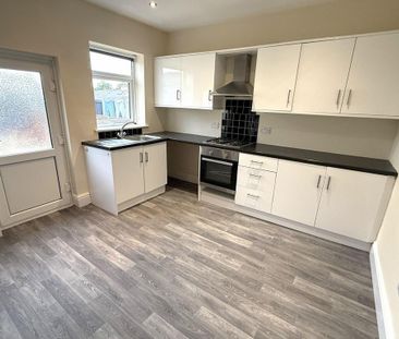 2 bedroom terraced house to rent - Photo 6