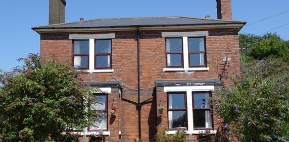 Harbour House, 1 Dock Road, Sharpness, Berkeley - Photo 2