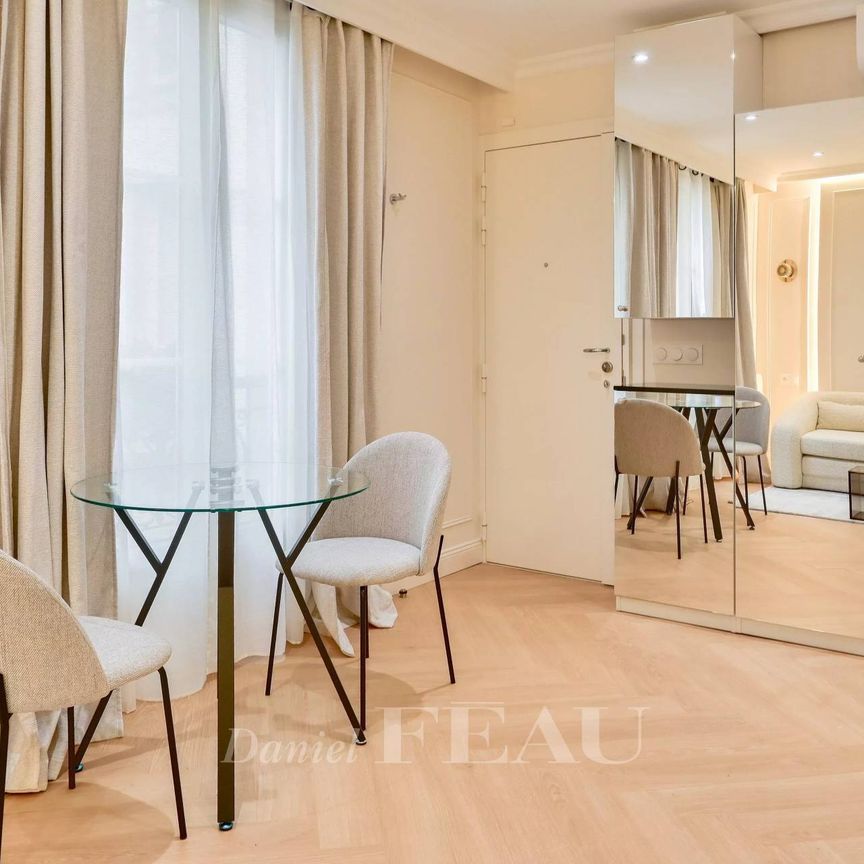 Location studio, Paris 7ème (75007), 1 pièce, 26.09 m², ref 85451576 - Photo 1