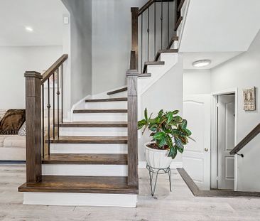 For Lease - 457 Heddle Crescent, Newmarket, Ontario - Photo 6