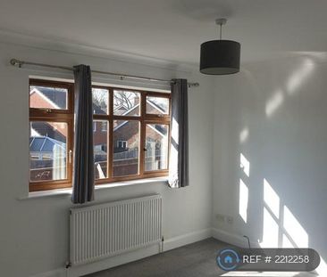 4 bedroom detached house to rent - Photo 4