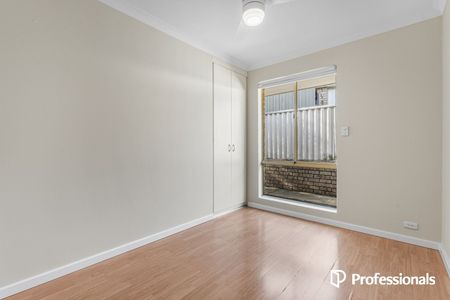 4x2 Family Home with Multiple Living Areas - Photo 5