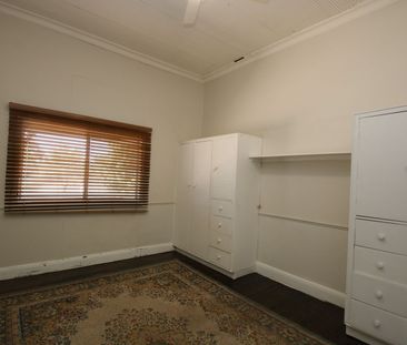 422 Lane Street - Photo 2