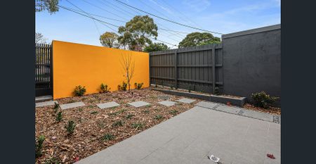 BRAND NEW CUTTING EDGE 1 BEDROOM APARTMENTS - Photo 2