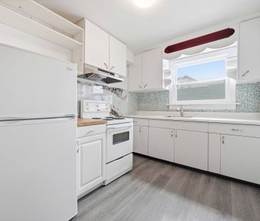 For Lease - 129 Brenda Crescent, Toronto, Ontario - Photo 5