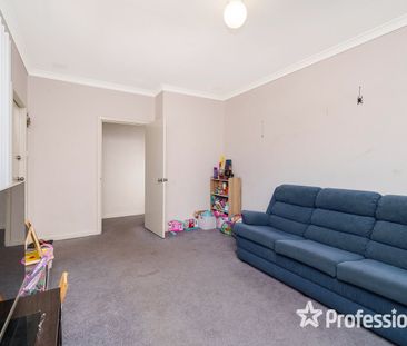 3 x 1 in Great location! - Photo 4