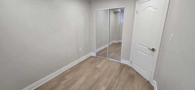 For Lease - 389-1 Nairn Circle Unit# Bsmt., Milton, Ontario - Photo 1