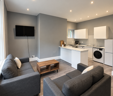 2 Flat 4 Ashwood Villas, Leeds, LS6 2EJ - Photo 2