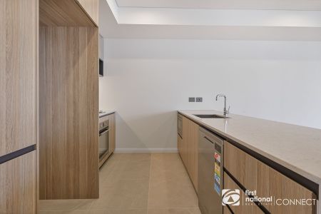 Modern Elegance in Luxury Unit Complex - Photo 4