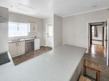 Waiwhetu Living - Photo 4