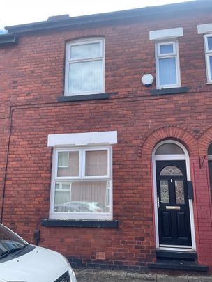 2 Bed Terraced House, Peacock Avenue, M6 - Photo 1