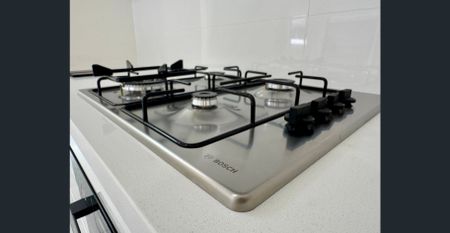 Sleek Brand-New Duplex in a Prime West Ryde Location - Photo 5