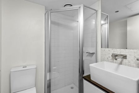 1101/8 Exploration Lane, Melbourne - Photo 3