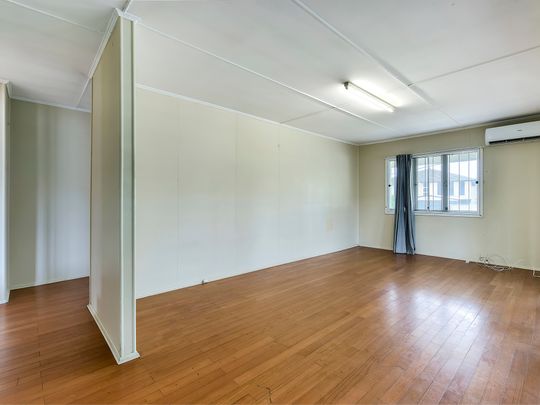 13 Beechcroft Street, Coopers Plains QLD 4108 - House For Rent | Domain - Photo 1