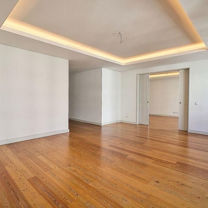 Luxury Apartment for rent in Lisbon - Photo 1