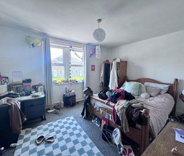 6 bedroom terraced house to rent - Photo 2