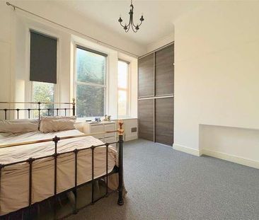 Sandrock Hall, Hastings, TN34 - Photo 5