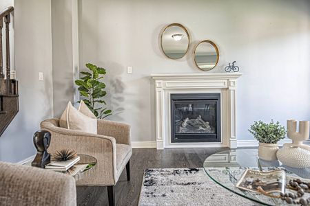 For Lease - 10 Mccabe Lane, New Tecumseth, Ontario - Photo 2