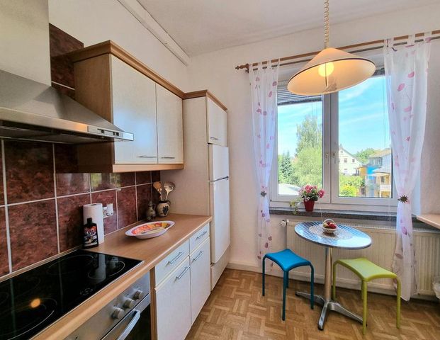 Neu renovierte Wohnung mit Balkon und Einbauküche - Photo 1