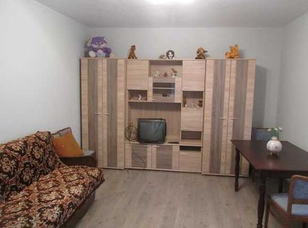 Apartament 1 camera, 50 mp, imobil casa, decomandat, parcare, zona strazii Iris - Fotografie 2