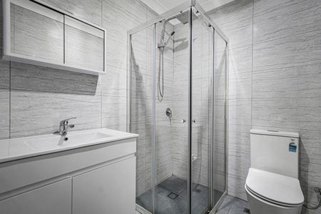 NEAT & TIDY THREE BEDROOM HOME - Photo 4