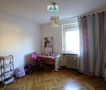 Großzügige 3-Zimmer Wohnung in der Nähe des Stadtzentrums zu vermie... - Photo 3