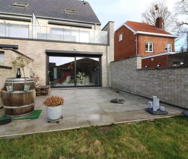 Gelijkvloers appartement met zuidgericht terras en tuintje, autosta... - Photo 3