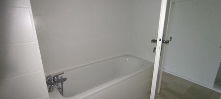 Location Appartement 3 pièces 69m² ST EGREVE 38120 - Photo 5