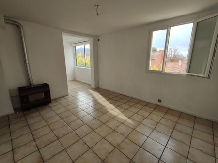 Location / Appartement T3 - Photo 2