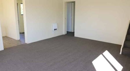 5 Bedroom home - Photo 4
