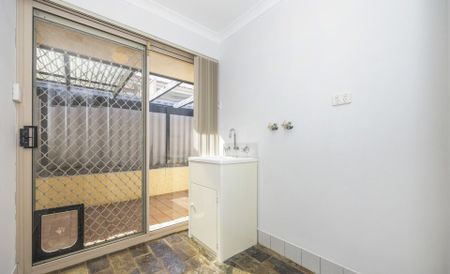 Spacious 3x2 Family Home on a Massive Block – Clarkson - Photo 4