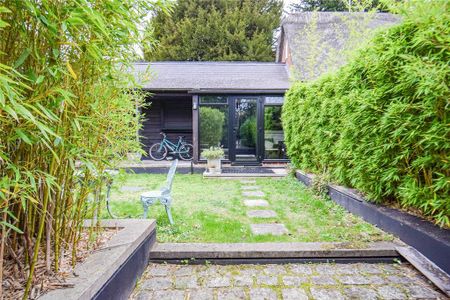 1 bedroom semi-detached house to rent - Photo 5