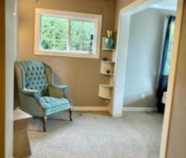 Charming House on Clement! - Photo 2