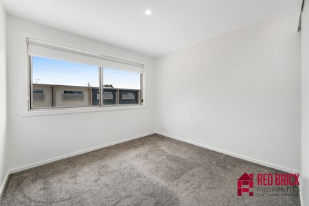 85/167 Mortimer Lewis Drive, Greenway ACT 2900 - Townhouse For Rent | Domain - Photo 4