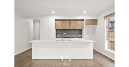 Spacious Living in Forrest Green Estate - Photo 2