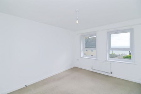 Crompton Way, Ogmore-by-Sea, BRIDGEND - Photo 4
